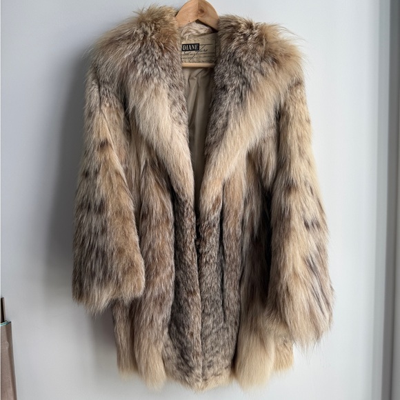 RARE Vintage 100% Lynx Fur Coat Real fur Luxury Jacket apres ski vibes - Picture 9 of 17
